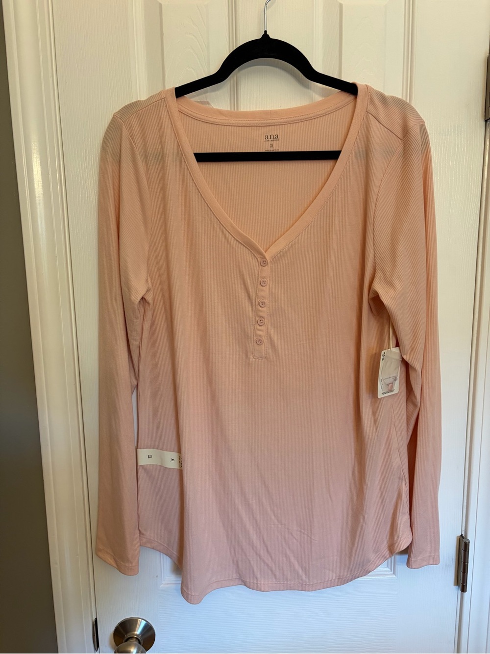a.n.a Long-Sleeve Henley Top — Light Peach